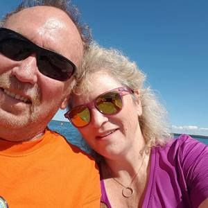 Meet your Posher, Robin